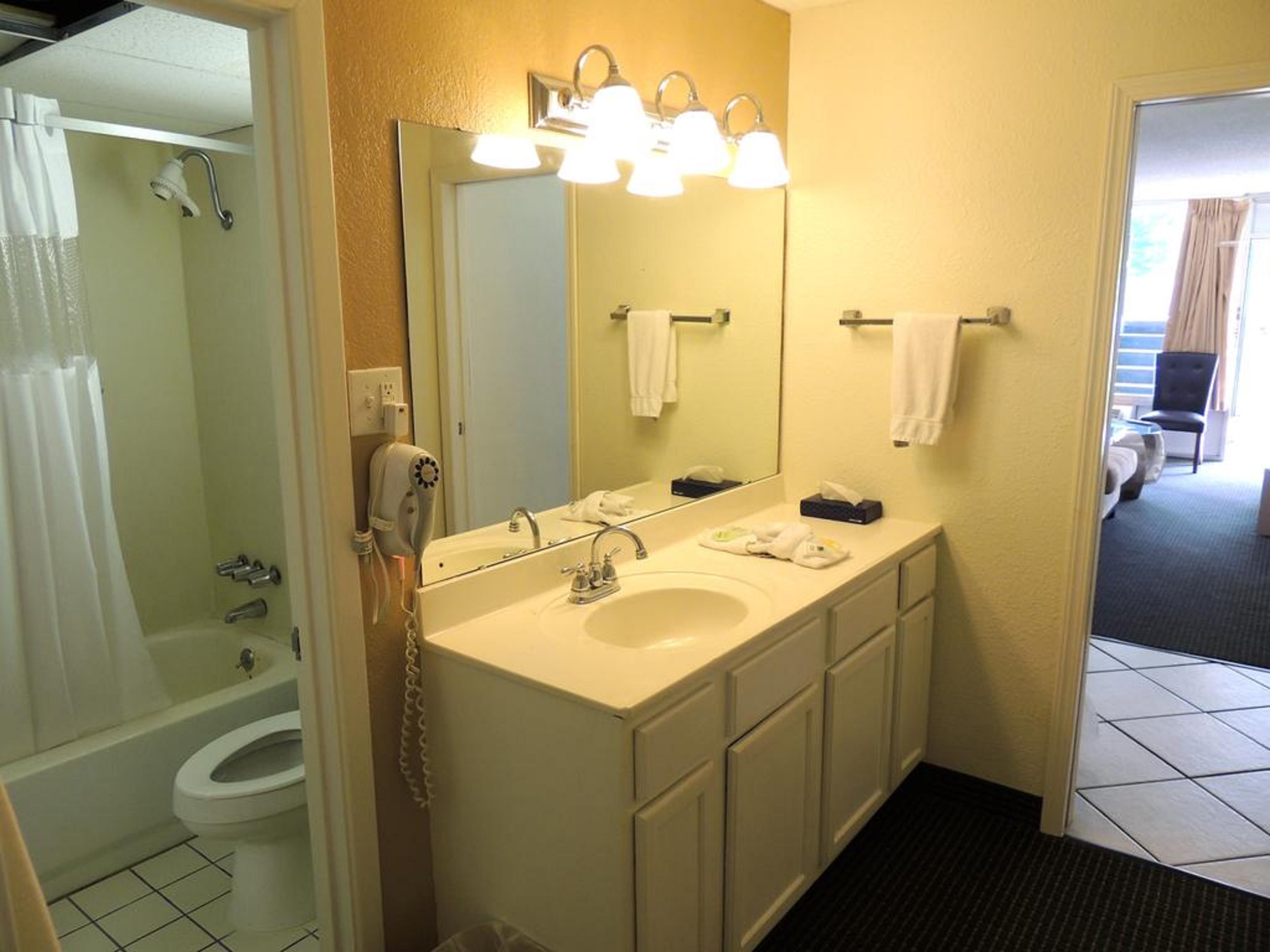 Carmel Inn And Suites Thibodaux Zewnętrze zdjęcie