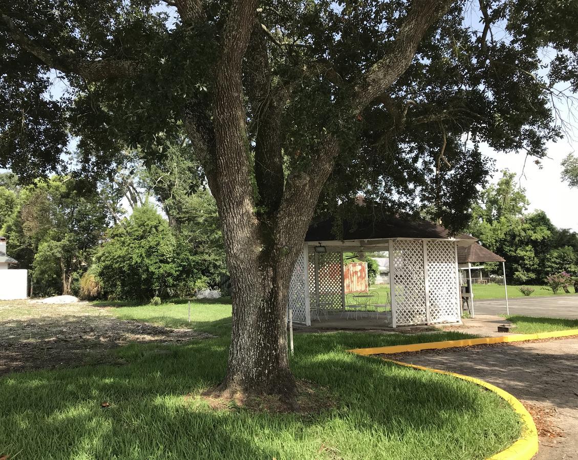Carmel Inn And Suites Thibodaux Zewnętrze zdjęcie