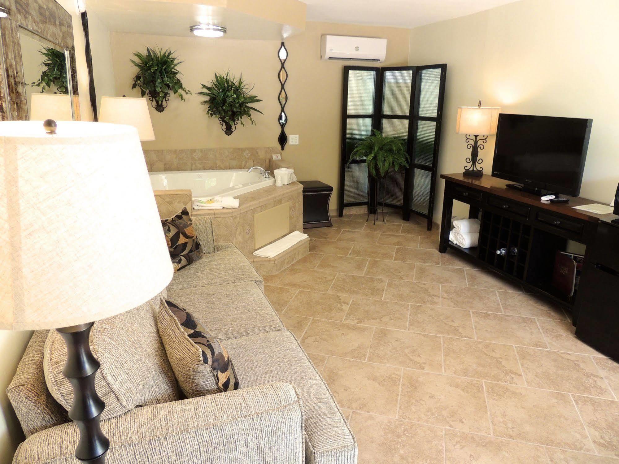 Carmel Inn And Suites Thibodaux Zewnętrze zdjęcie